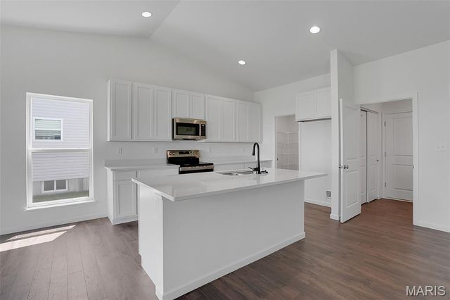 431 Yellow Rose Court, Wentzville, MO 63385