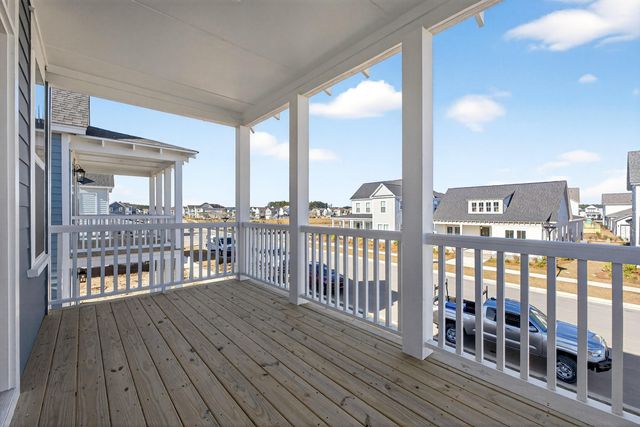 745 Blueway Avenue, Summerville, SC 29486