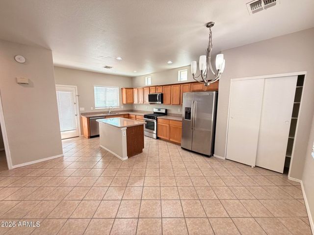 9108 W HUBBELL Street, Phoenix, AZ 85037