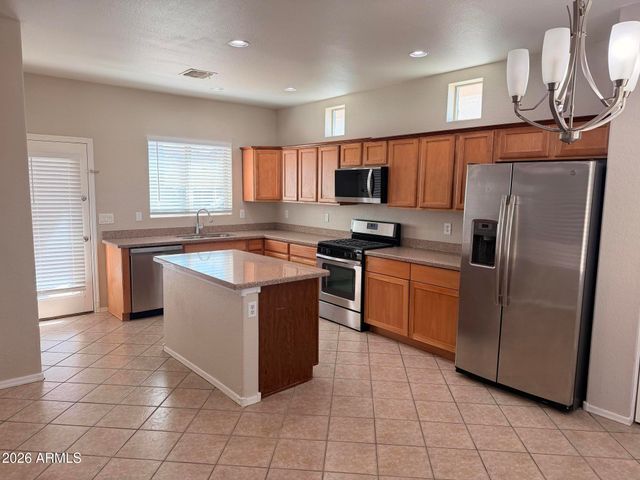 9108 W HUBBELL Street, Phoenix, AZ 85037