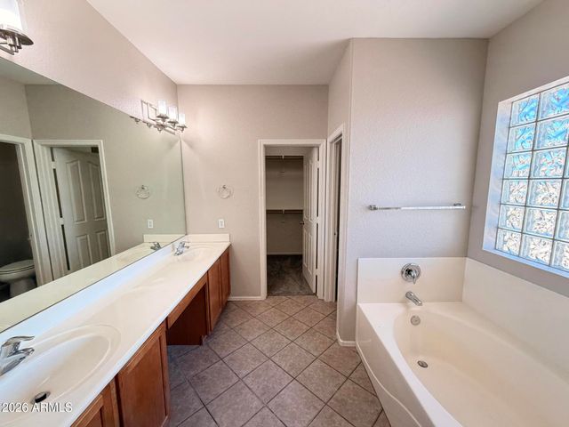 9108 W HUBBELL Street, Phoenix, AZ 85037