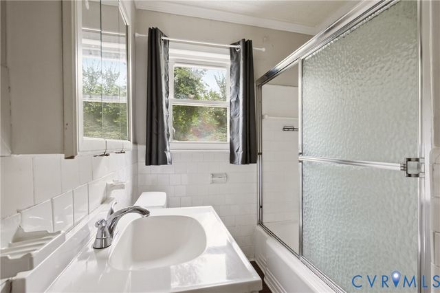 608 E Cawson St, Hopewell, VA 23860