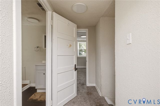 608 E Cawson St, Hopewell, VA 23860