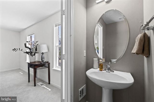 124 WORSHAM TER, Winchester, VA 22602