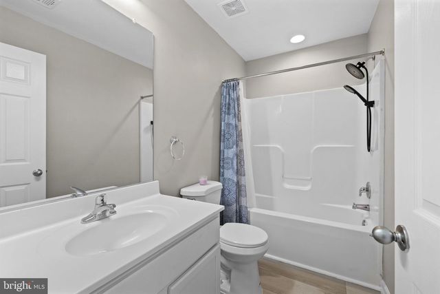 124 WORSHAM TER, Winchester, VA 22602
