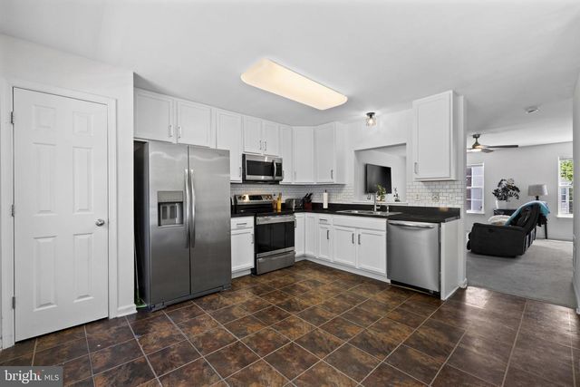 124 WORSHAM TER, Winchester, VA 22602