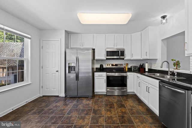 124 WORSHAM TER, Winchester, VA 22602