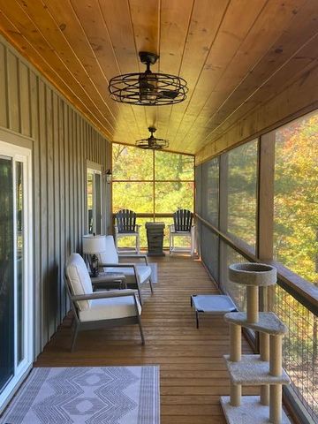 313 Lexington Drive, Brasstown, SC 29802