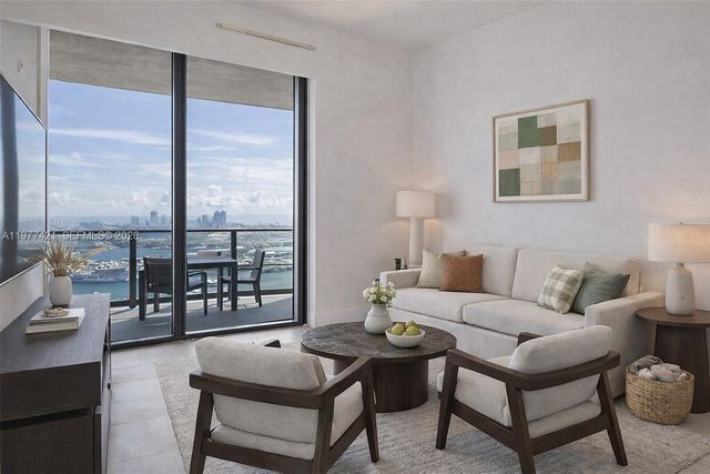 159 NE 6th St 5115, Miami, FL 33132