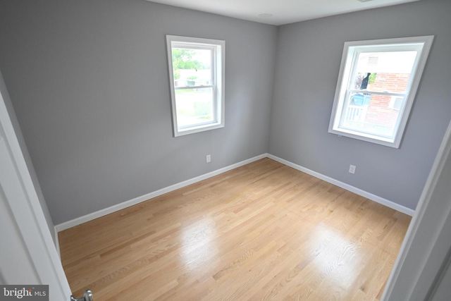 34 COMPASS RD, Middle River, MD 21220