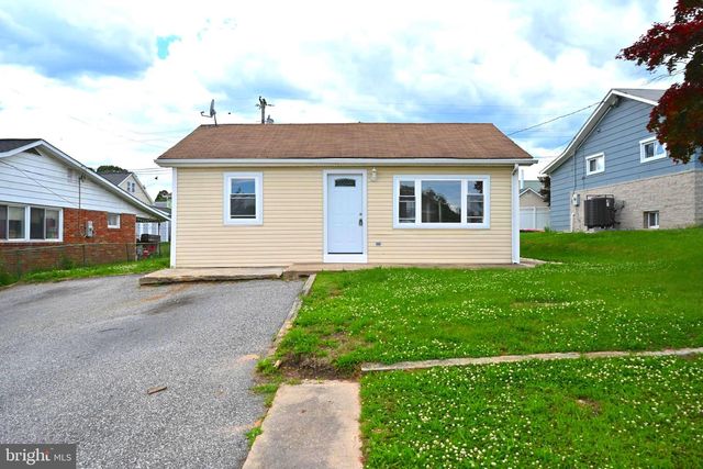 34 COMPASS RD, Middle River, MD 21220