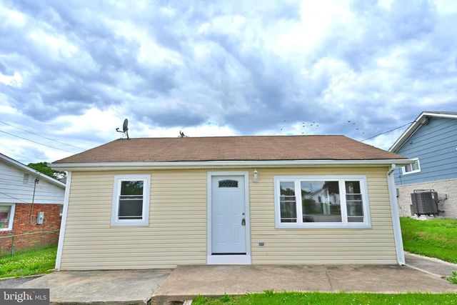 34 COMPASS RD, Middle River, MD 21220