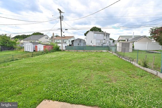 34 COMPASS RD, Middle River, MD 21220