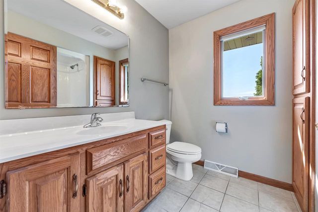 5813 NORTH AVENUE, Denmark, WI 54208