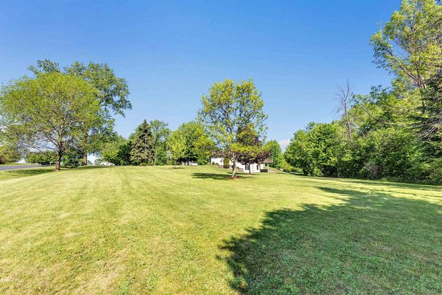 5813 NORTH AVENUE, Denmark, WI 54208