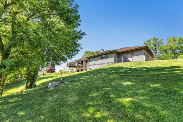 5813 NORTH AVENUE, Denmark, WI 54208