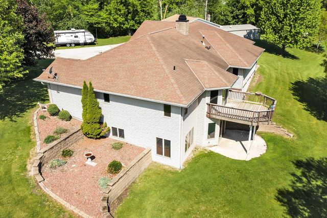 5813 NORTH AVENUE, Denmark, WI 54208