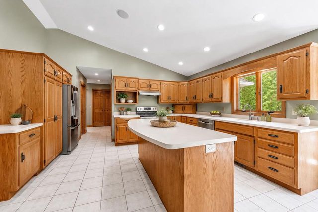 5813 NORTH AVENUE, Denmark, WI 54208