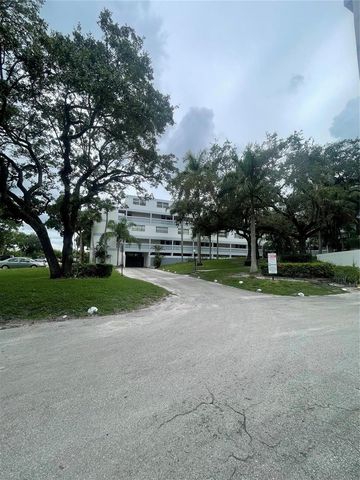 3301 Spanish Moss Terrace 610, Lauderhill, FL 33319
