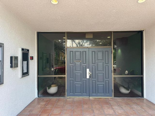 3301 Spanish Moss Terrace 610, Lauderhill, FL 33319