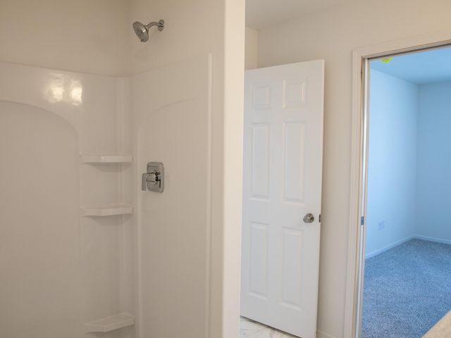 300 Lionheart Drive S, Horace, ND 58047