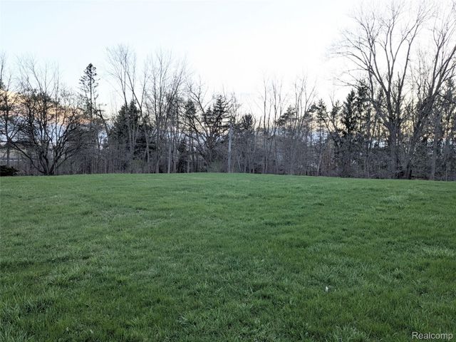 23233 30 Mile Road, Ray Township, MI 48096