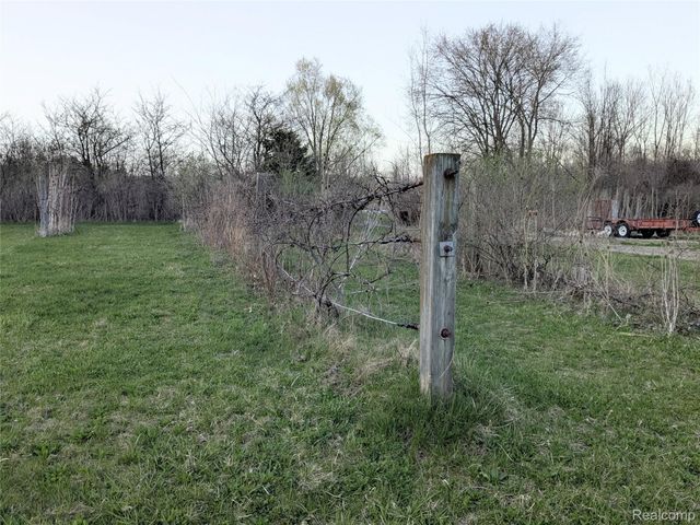 23233 30 Mile Road, Ray Township, MI 48096