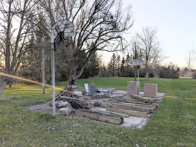 23233 30 Mile Road, Ray Township, MI 48096