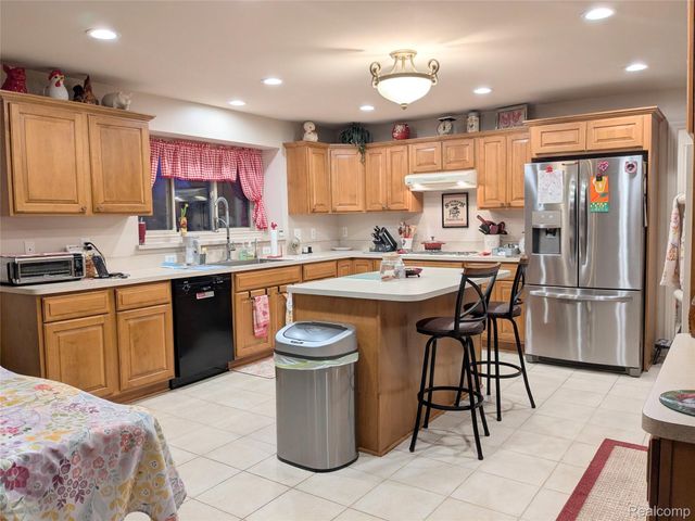 23233 30 Mile Road, Ray Township, MI 48096