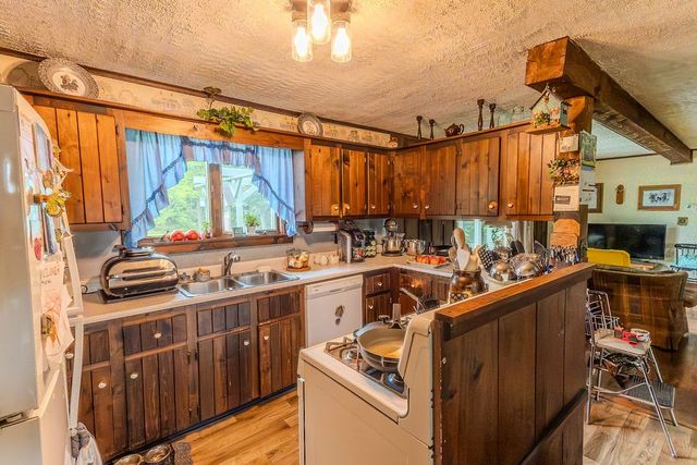 3254 ROUTE 6N, Edinboro, PA 16412