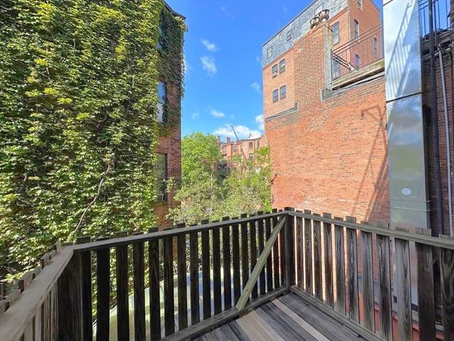 32 Gloucester 1, Boston, MA 02115