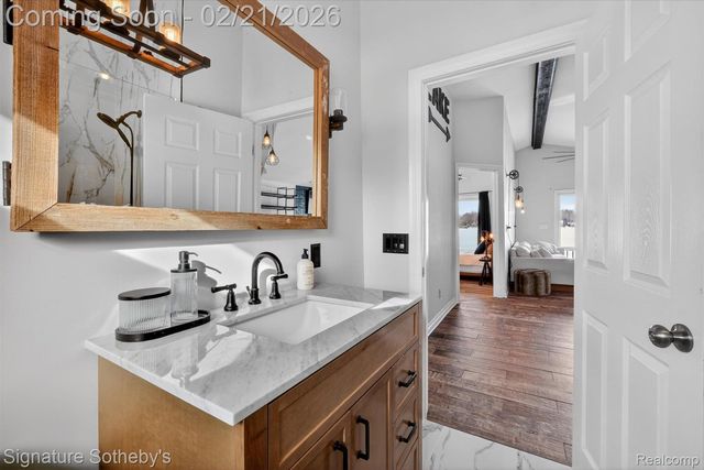 6832 Brightwood Court, Waterford Charter Township, MI 48327