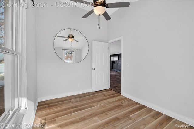 6832 Brightwood Court, Waterford Charter Township, MI 48327