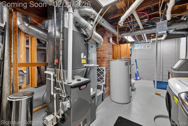 6832 Brightwood Court, Waterford Charter Township, MI 48327