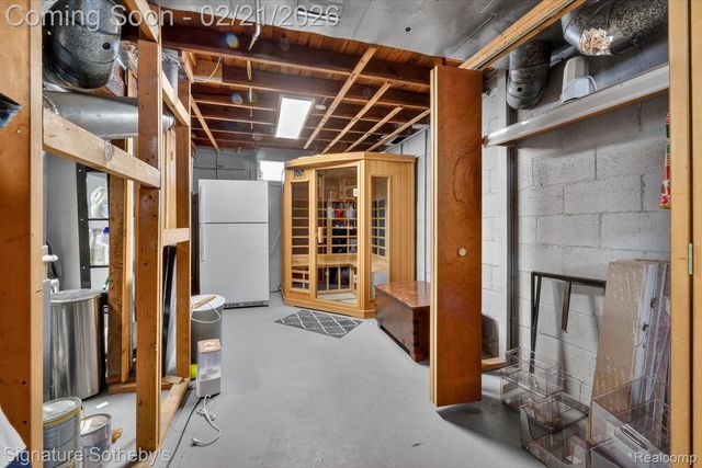 6832 Brightwood Court, Waterford Charter Township, MI 48327