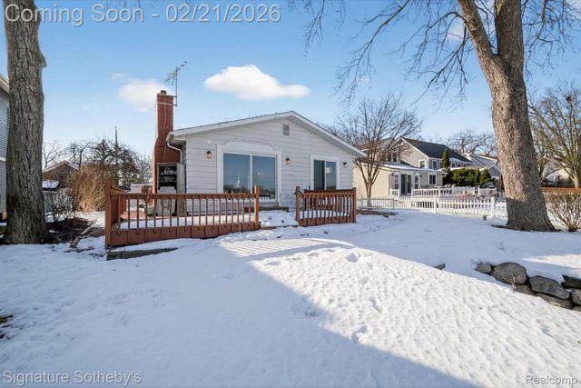 6832 Brightwood Court, Waterford Charter Township, MI 48327