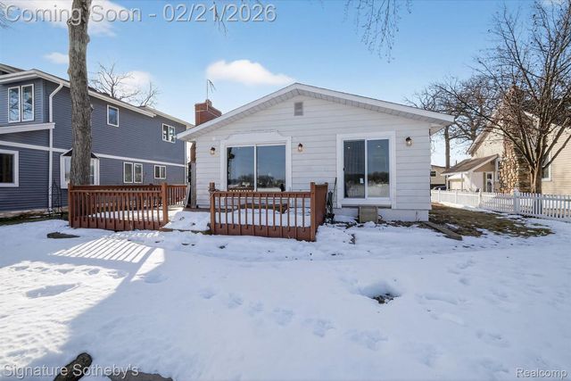 6832 Brightwood Court, Waterford Charter Township, MI 48327