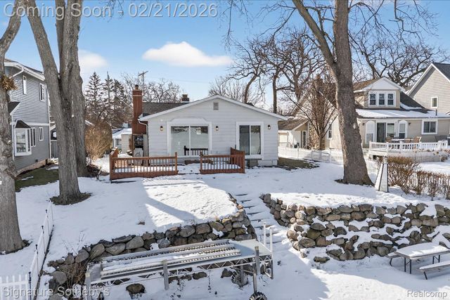 6832 Brightwood Court, Waterford Charter Township, MI 48327