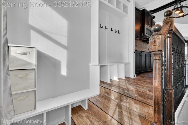 6832 Brightwood Court, Waterford Charter Township, MI 48327