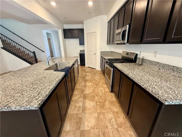 13886 Camino Cinco, Victorville, CA 92392