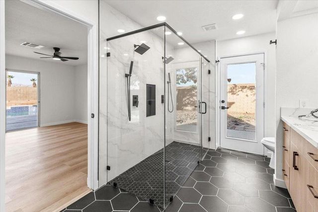 3190 E Vincentia Road, Palm Springs, CA 92262