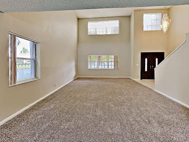 10101 SW 9th Lane, Pembroke Pines, FL 33025