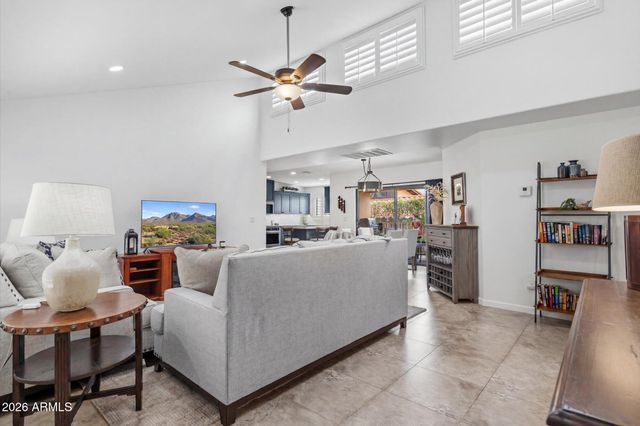 37222 N TOM DARLINGTON Drive 11, Carefree, AZ 85377