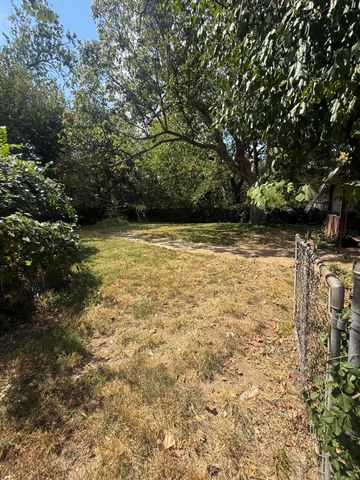1306 W Talmage Street, Springfield, MO 65803