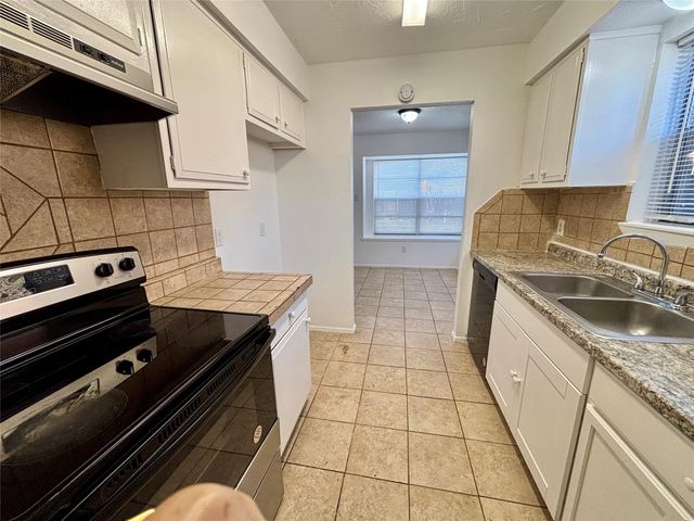 4903 Raven Ridge Drive, Houston, TX 77053