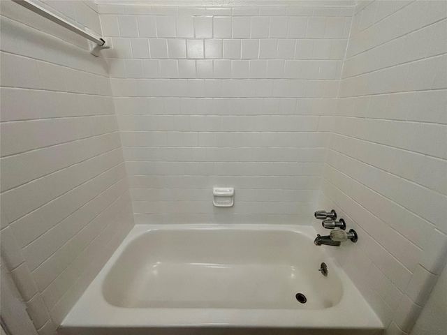 4903 Raven Ridge Drive, Houston, TX 77053