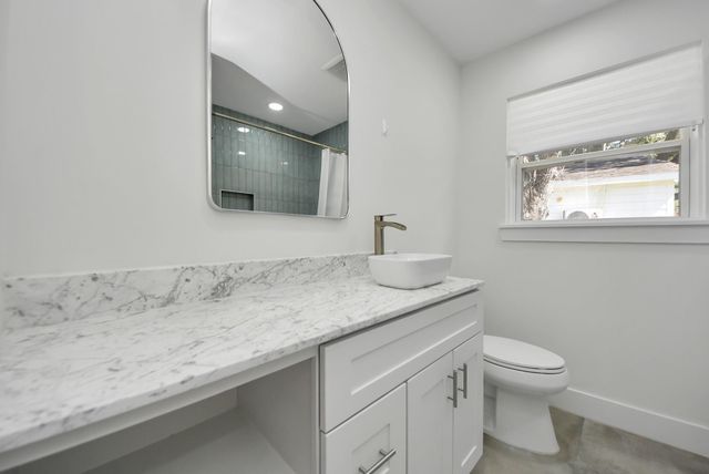 4218 T C Jester Blvd, Houston, TX 77018