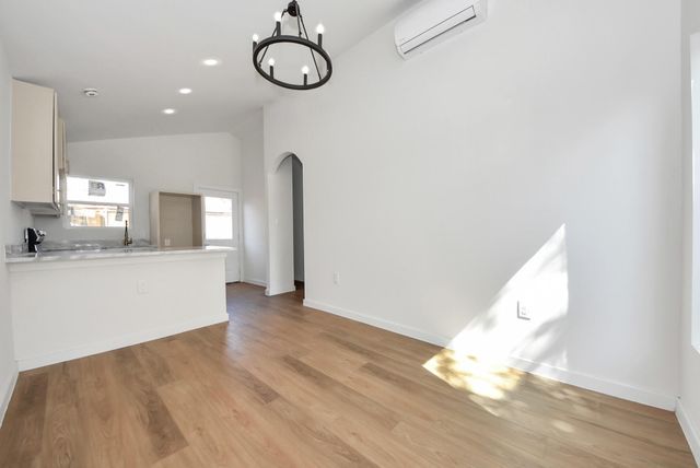 4218 T C Jester Blvd, Houston, TX 77018