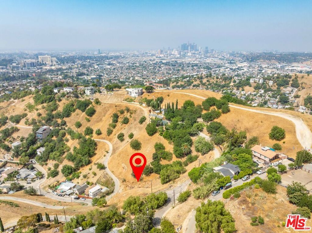 2661 N Forest Park Dr, Los Angeles, CA 90032