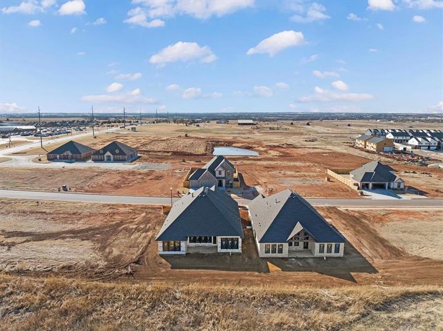 19324 S Country Drive, Edmond, OK 73012